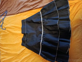 Predám sa ty aj kostymi - 6