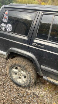 Jeep cherokee xj 2.5 - 6