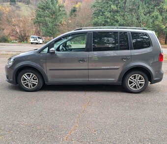 VW Touran Cross 1.6 TDI - 6
