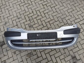 Predam predny naraznik na citroen C8 rok 2005 - 6