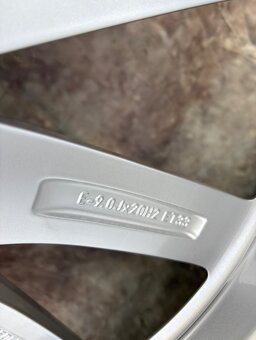 Zimní top sada Audi Q7 285/45R20 112V - 6