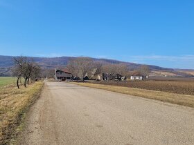 Predám pozemok 8km od Štúrova v tichej lokalite - 6