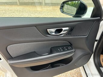 Volvo V60 B4 R-Design - 6