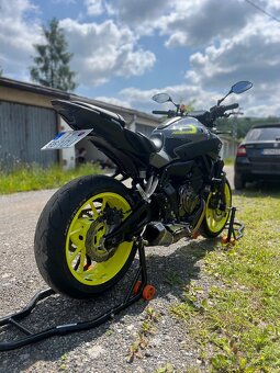 Yamaha mt07 - 6