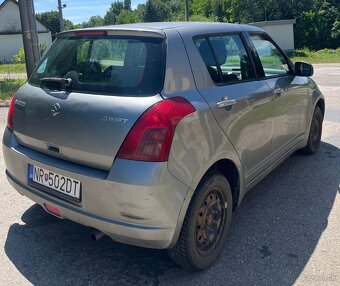Suzuki Swift - 6