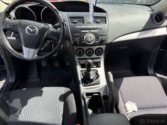 Mazda 3 - 6