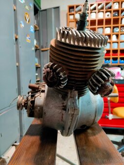 Jawa 250 (polbubon) motor - 6