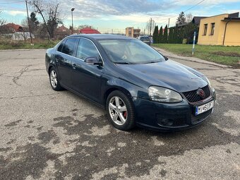 Volkswagen Jetta - 6