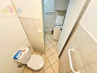 1 IZBOVÝ BYT BÁNOVCE NAD BEBRAVOU/ VEĹKOMETRÁŽNY / 42 m2/ BA - 6