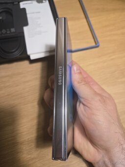 Predám Samsung Galaxy Z Fold5– Dual SIM, 12 GB - 6