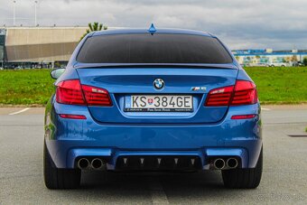 BMW M5 Sedan - 6