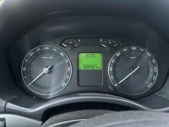 Skoda Octavia II - 6