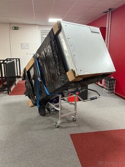 Elektrické rudla a pásový schodolez (nosnosť do 420 kg) - 6