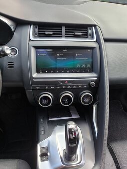 Predám JAGUÁR E-Pace 2.0 I4 Standard AWD A/T - 6