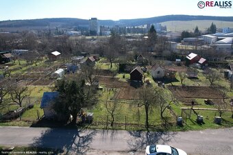 Predaj záhradnej chatky s vysporiadanou záhradou 579 m2. el. - 6