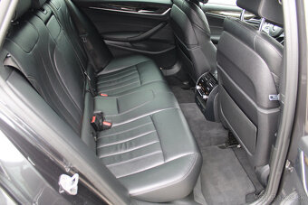 BMW Rad 5 Touring 540d xDrive A/T, 235kW , A8 , M-PACKET - 6