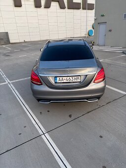 Mercedes C - 6