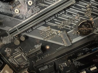 Tichý herný PC – Ryzen 5, 32 GB RAM, GTX 1080, SSD - 6