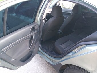 Predám Škoda Octavia 2 sedan TDI - 6