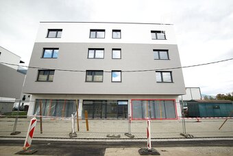 Na predaj apartmán / komerčný - nebytový priestor IB_NP_3C v - 6