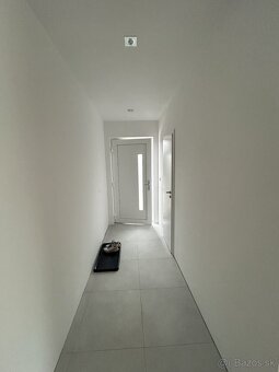 4 izbový rodinný dom na prenájom Sucany/hradiska - 6