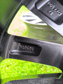 Hliníkové disky Toyota Corrola 7x17 5x114.3 - 6
