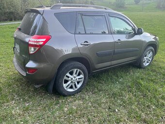 Toyota Rav4 - 6