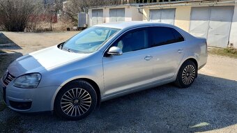 Vw Jetta 1.9 TDI 77 Kw r.v.2005 - 6