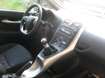 Predám Toyotu Auris - 6