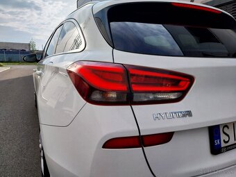 Predám Hyundai i30 combi 1.6 crdi style - 6