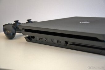 PREDAJ - PlayStation 4 Pro 1TB + 6ks hier - 6