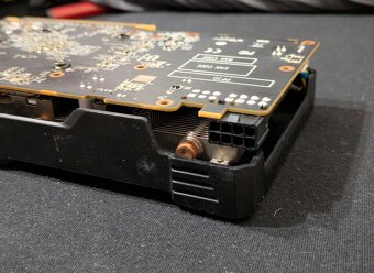 AMD Radeon RX 580 8GB - 6