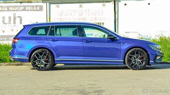 Volkswagen Passat Variant 2.0 TDI R-line DSG 4x4 - 6
