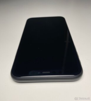 iPhone 11 Black, batéria 100% - 6