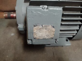 Predam 3kw elektromotor. - 6
