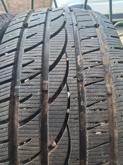 Zimne pneu 235/45r17 - 6