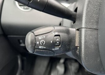 Peugeot 308 1.6HDi KOUPENO V ČR odp.DPH nafta manuál 68 kw - 6