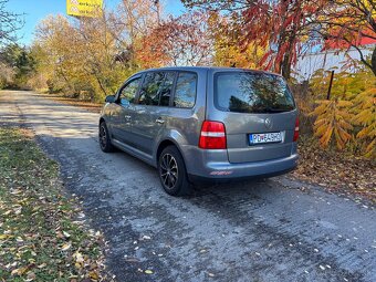 Volkswagen Touran 1.9 TDI 77 kW – DSG - 6