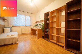 ALL PERFECT| Na predaj 4 izbový byt v obľúbenej lokalite Pet - 6