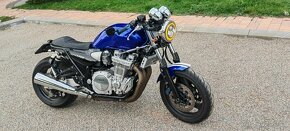 Yamaha XJR 1300 - 6