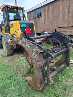JCB 411 - 6
