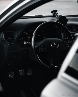 LEXUS IS220D Fsport 160 000km - 6