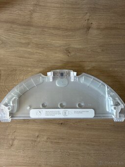 Xiaomi Mi Robot Vacuum Mop- robotický vysávač - 6