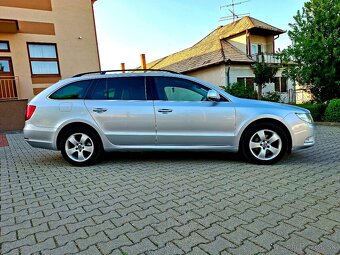 ŠKODA SUPERB COMBI GREENLINE 1.6TDI 105K ELEGANCE. - 6