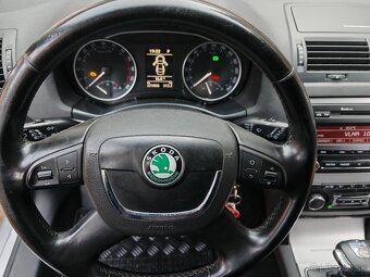 Škoda Octavia Combi 1.6 TDI, Automat DSG-7 Elegance - 6
