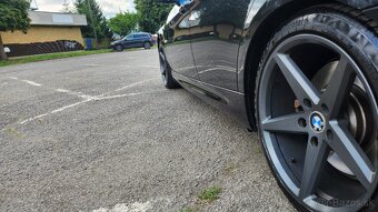 BMW 330D  E91 2006 - 6