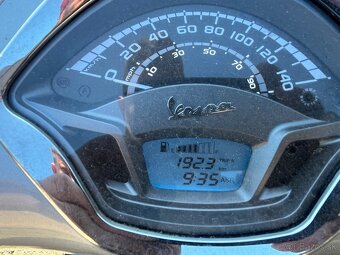 Vespa 300 - 6