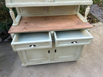 Vidiecky starožitný kredenc - K94 - 6