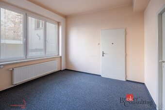 Predaj 3 izbový byt v centre Piešťan 106m2 + pivnica 13m2 - 6