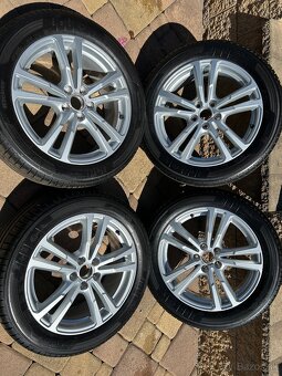 Letná sada AUDI Q3 R18 - 6